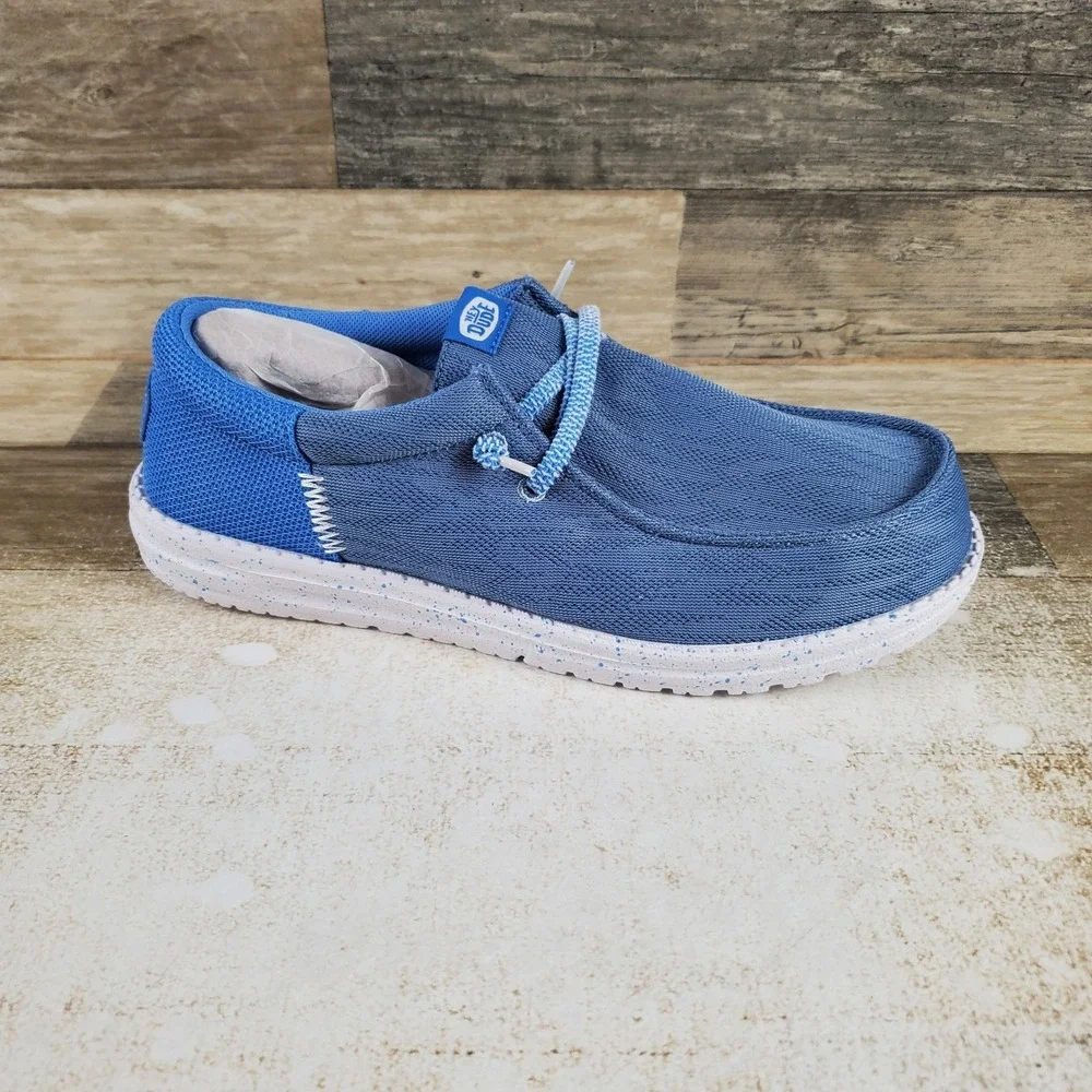 Hey Dude Wally Funk Zig Zag Mesh Mens Shoes Sz 9 Faded Denim Marina Blue Slip On